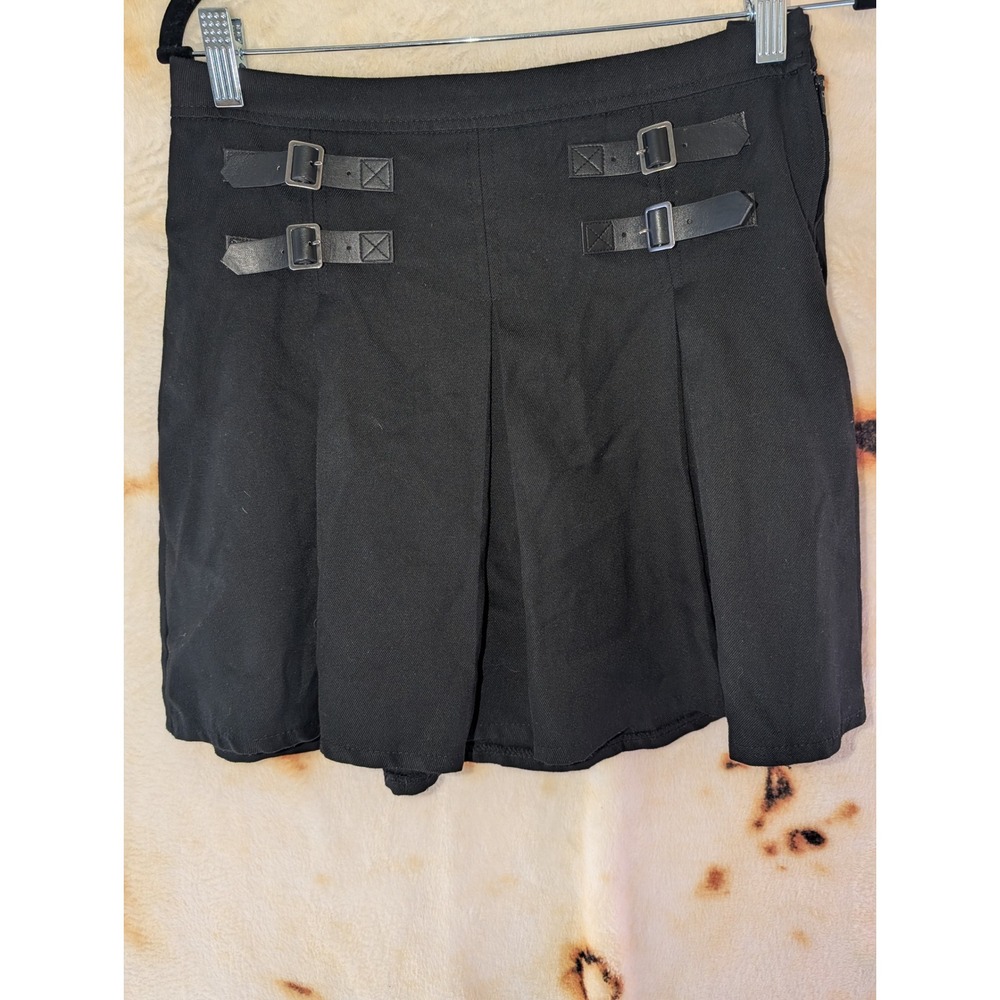 Hot Topic Pleated Mini Skirt Womens MD Black Buckle Gothic Punk Emo 14303685